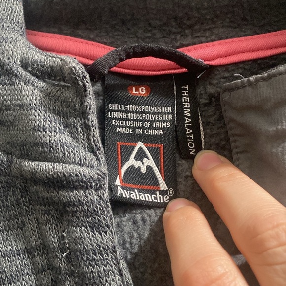 Avalanche hooded sweatshirt - Picture 7 of 12